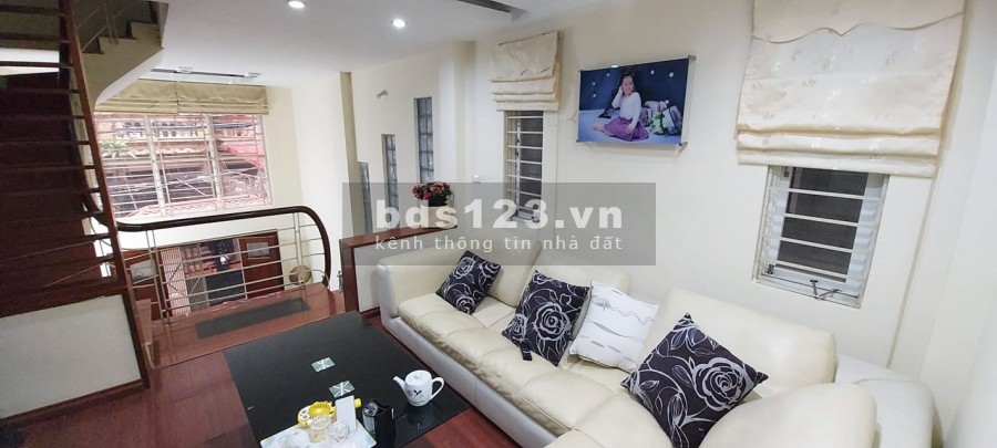 Bán nhà Giáp Nhất,Thanh Xuân 40m 5T MT3.8m 4.15 tỷ, ngõ 3m