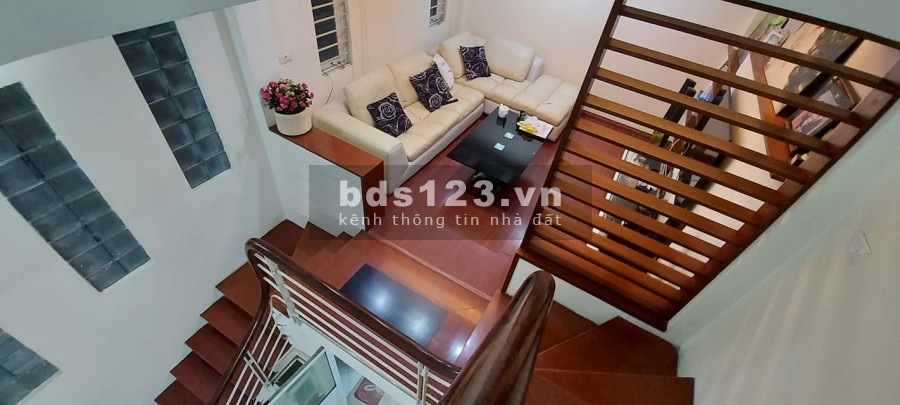 Bán nhà Giáp Nhất,Thanh Xuân 40m 5T MT3.8m 4.15 tỷ, ngõ 3m