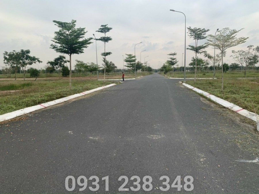 Bán đất daresco giá tốt chủ đầu tư, mặt tiền đường vành đai, 700 triệu/nền