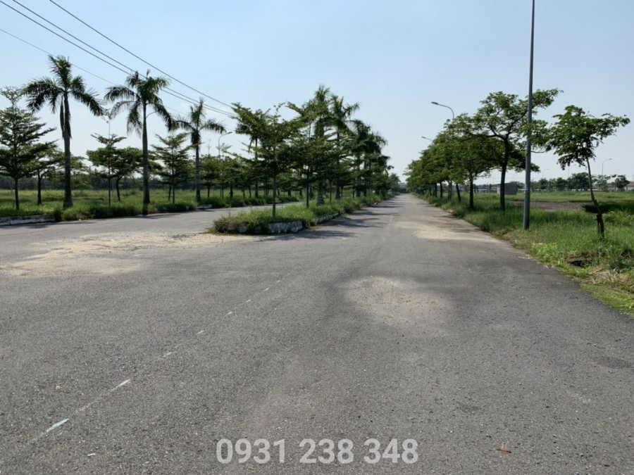 Bán đất daresco giá tốt chủ đầu tư, mặt tiền đường vành đai, 700 triệu/nền