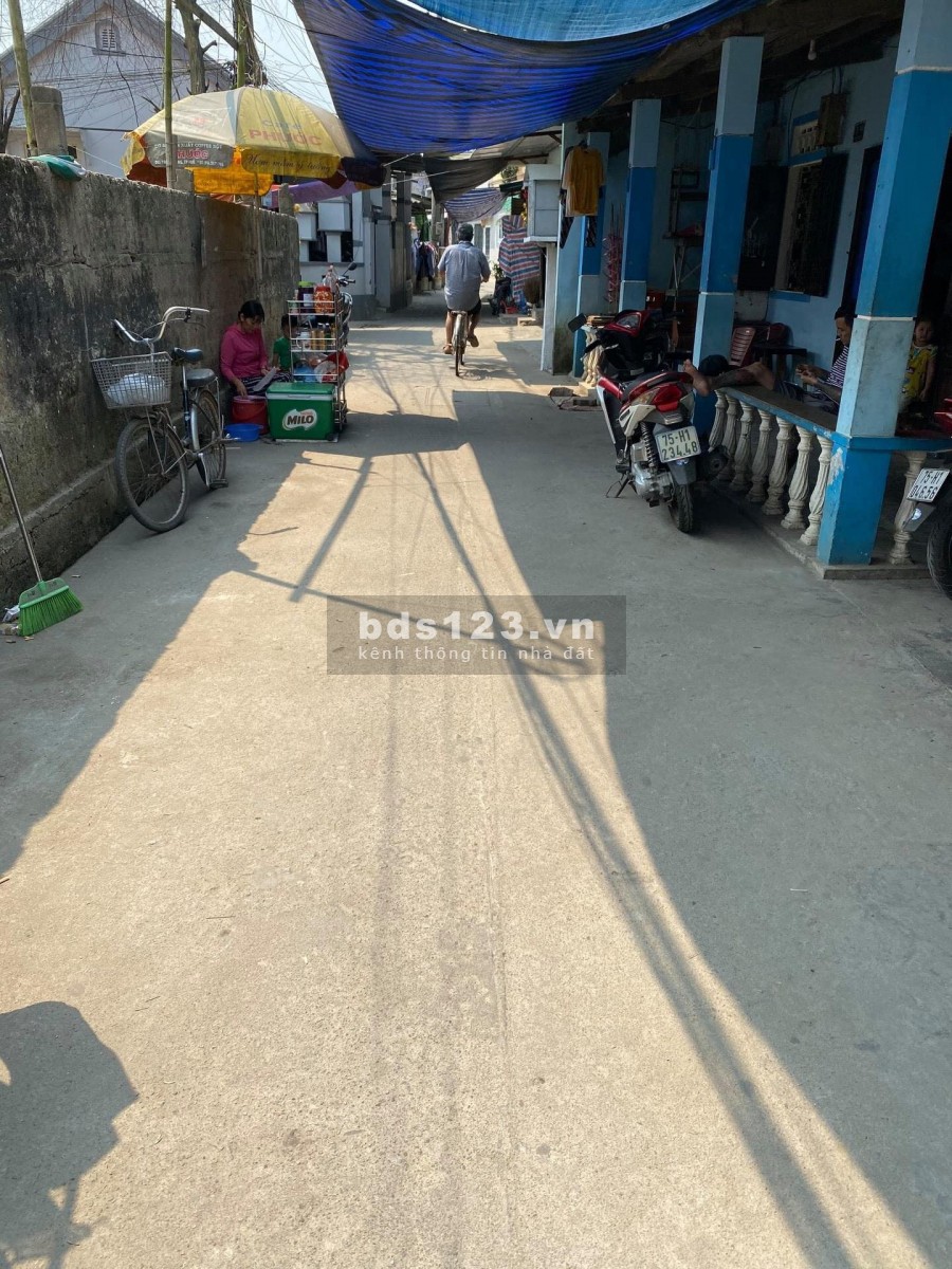 BÁN ĐẤT ĐẸP NỞ HẬU KIỆT OTO BẠCH ĐẰNG THÀNH PHỐ HUẾ CHỈ 930 TRIỆU. LH 0702788074