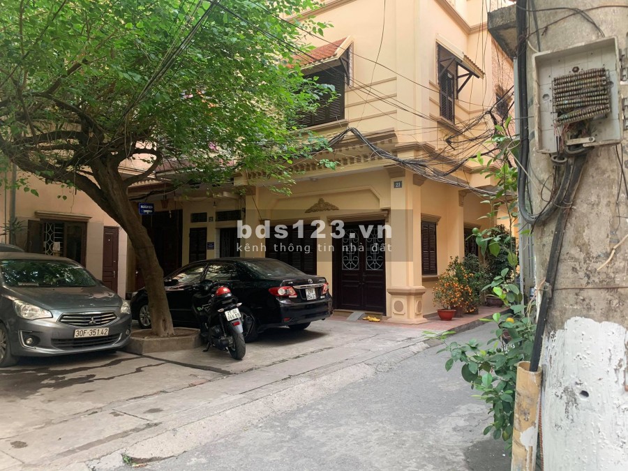 Bán nhà Nghĩa Tân, phân lô, oto đỗ cửa, 48m2 giá 4,5 tỉ.