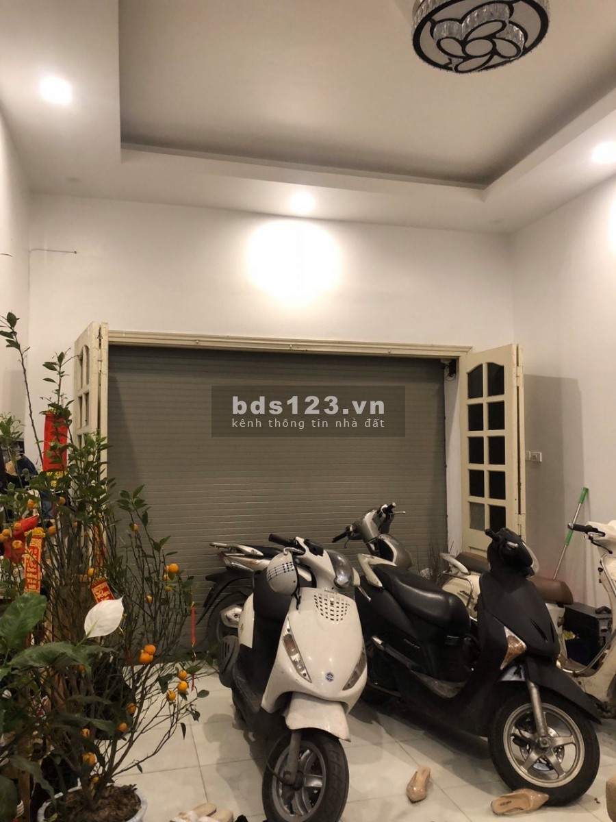 Bán nhà 4 tầng, 40m2, nội thất đầy đủ, khu vực Trại Cá, Hai Bà Trưng