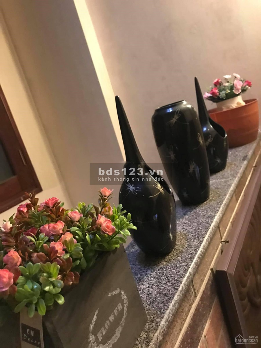 Bán gấp nhà mặt Phố Lý Nam Đế, Q. Hoàn Kiếm. 90m2x5 tầng.