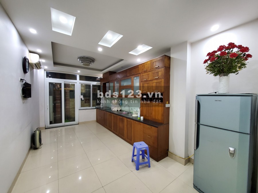 MP Văn La, Hà Đông, Ô Tô Kinh Doanh, 50m², 5T, MT 4.2m, giá 6 tỷ 5 tỷ