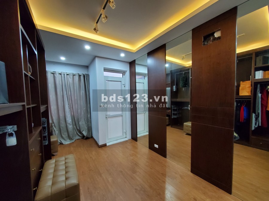 MP Văn La, Hà Đông, Ô Tô Kinh Doanh, 50m², 5T, MT 4.2m, giá 6 tỷ 5 tỷ