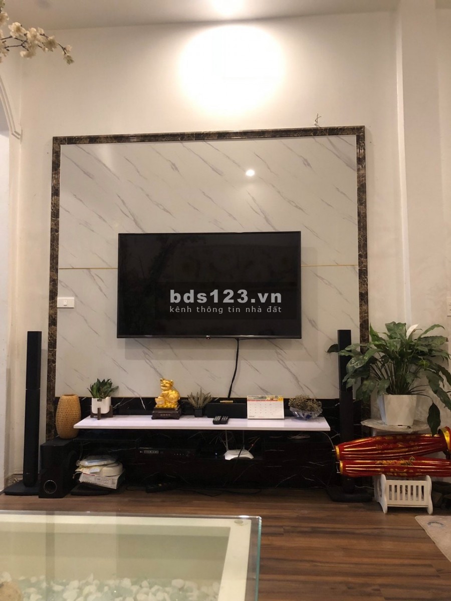 Bán nhà 4 tầng, 40m2, nội thất đầy đủ, khu vực Trại Cá, Hai Bà Trưng