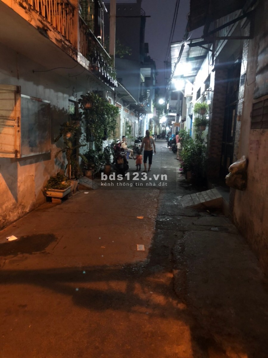Bán nhà hẻm 139 đường Năm Châu phường 11 quận Tân Bình