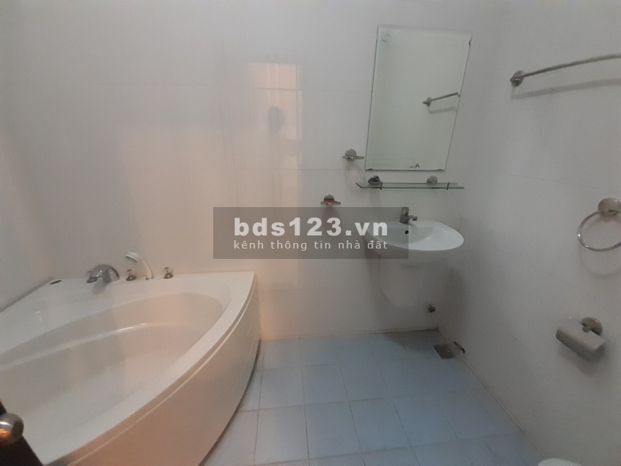 Cho thuê Biêt thự Dương văn An P. An Phú Hầm 3 lầu 450m2