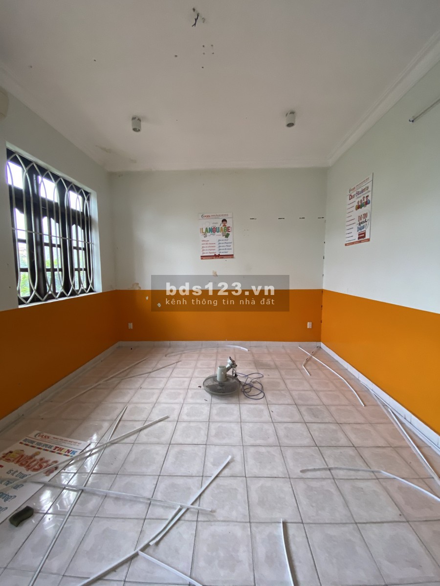 Nhà Mặt Tiền KDC Miếu Nổi: 8.5x18m Trệt 2 Lầu-ST: Phù Hợp VPCT, TT Ngoại Ngữ