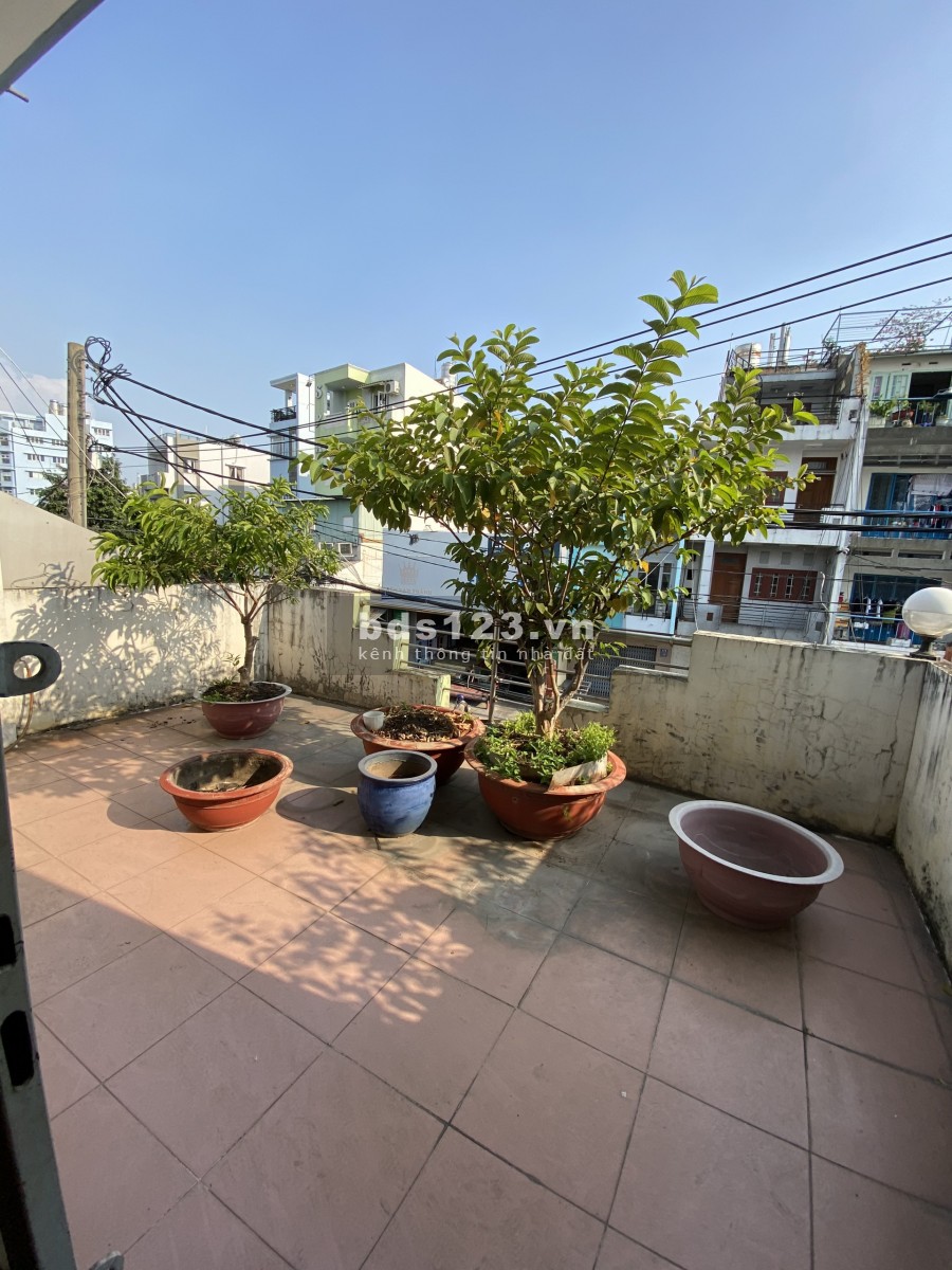 MT Nguyễn Văn Nghi 5.2x18 Trệt Lầu 3P 4WC Giá 35Tr/th