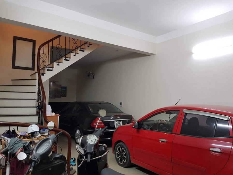 Bán Nhà Nguyễn Trãi 51m2 Oto Tránh Vào Nhà MT 5.5m KD Đỉnh Nội Thất Tiền Tỷ