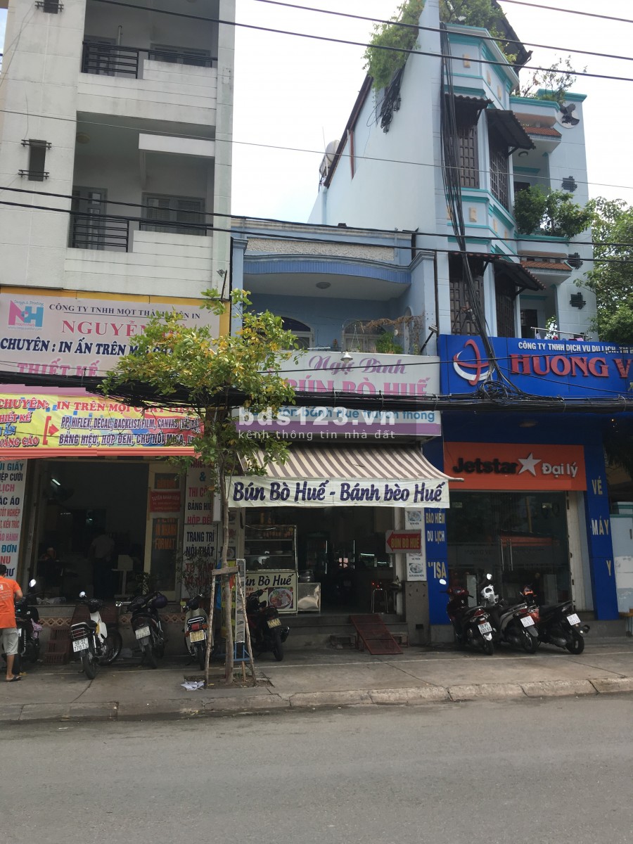 Mặt tiền đ.Lê Đức Thọ - dt.4x21m - gần chợ tiện kd