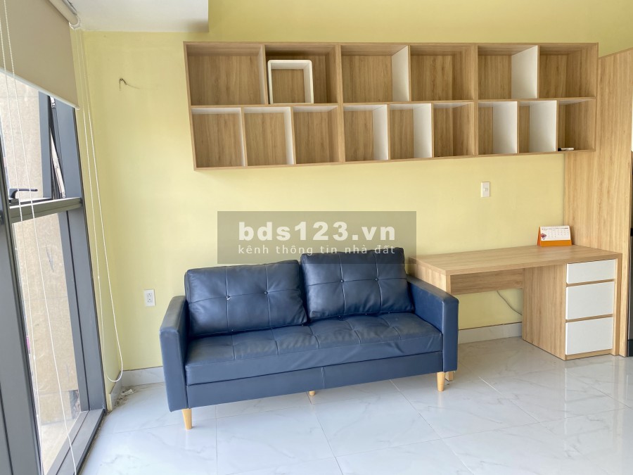 Văn phòng 55m2, Office-tel The Sun Avenue, ngăn phòng riêng vừa ở vừa làm việc.