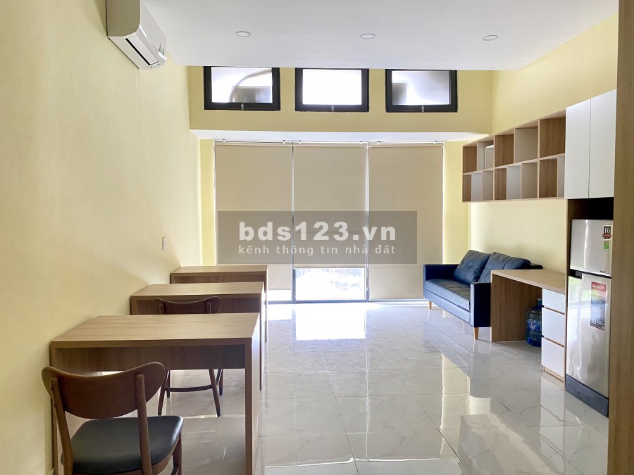 Văn phòng 55m2, Office-tel The Sun Avenue, ngăn phòng riêng vừa ở vừa làm việc.
