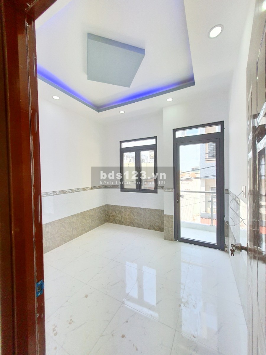 Bán nhà mới 2 lầu hẻm 4m gần MT đường Hưng Phú Phường 10 Quận 8