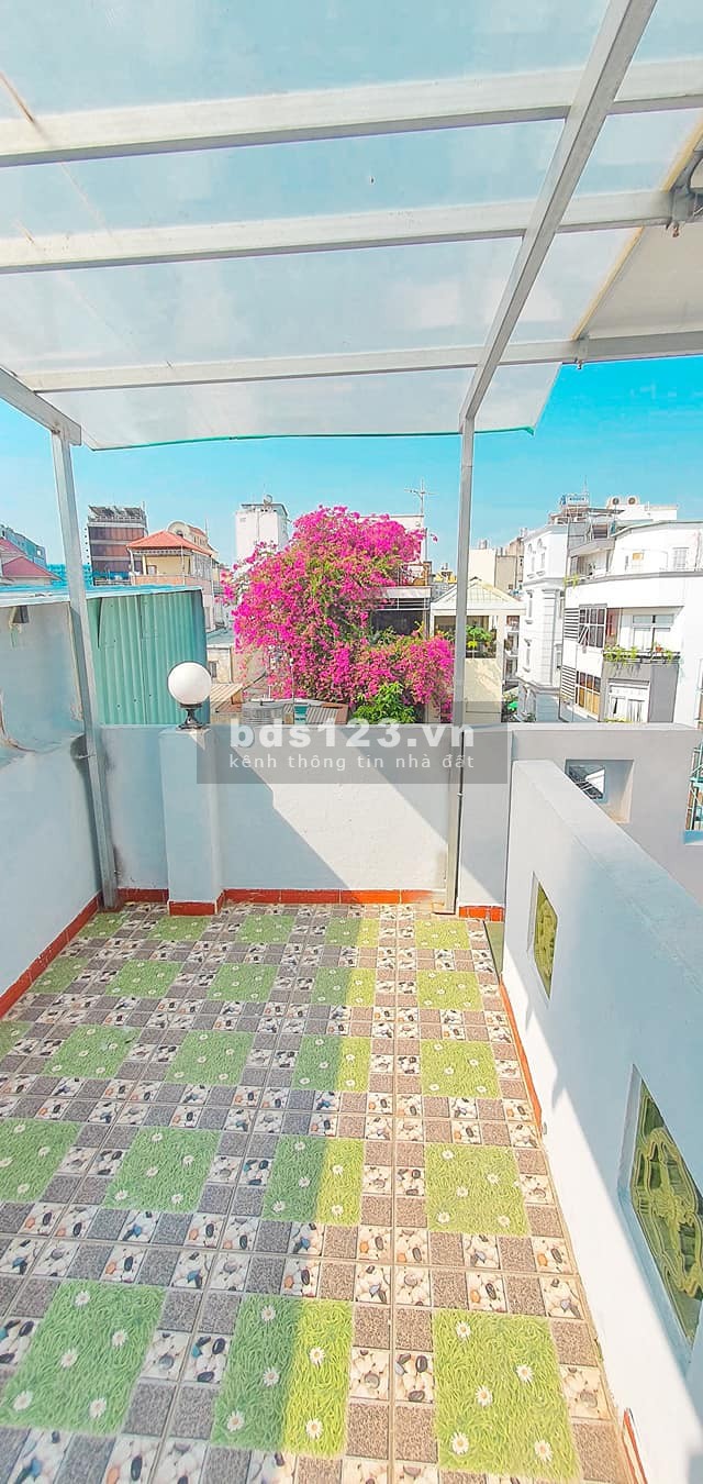 40m2 Quận 3 Nam Kỳ Khởi Nghĩa Lô góc 4 tầng Gần 2 MT, 4 chỗ đến nhà. Hẻm thông
