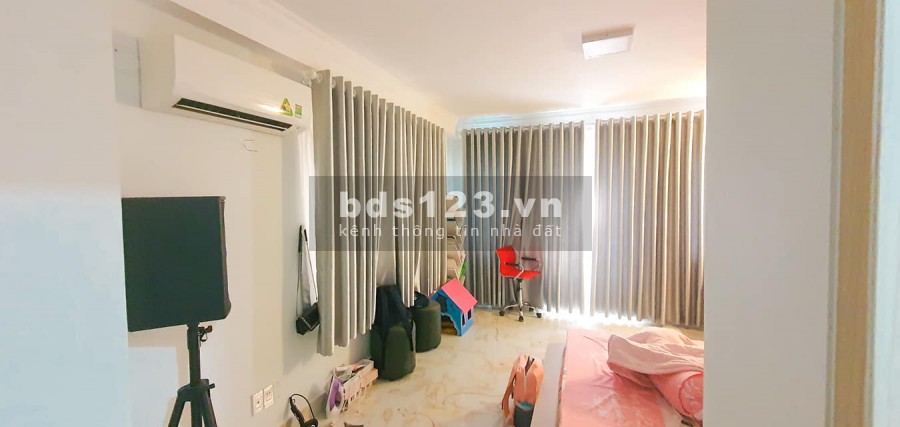 40m2 Quận 3 Nam Kỳ Khởi Nghĩa Lô góc 4 tầng Gần 2 MT, 4 chỗ đến nhà. Hẻm thông
