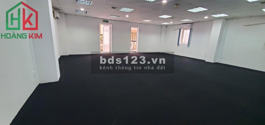 Cho thuê Biệt thự sàn suốt đường Hoa Lan, P2, Phú Nhuận. 8x18m.
