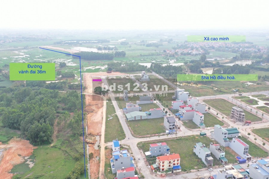 Chính chủ bán lô đất nền sổ đỏ 6x20m băng 2 đường 36m KĐT mới Xuân Hoà