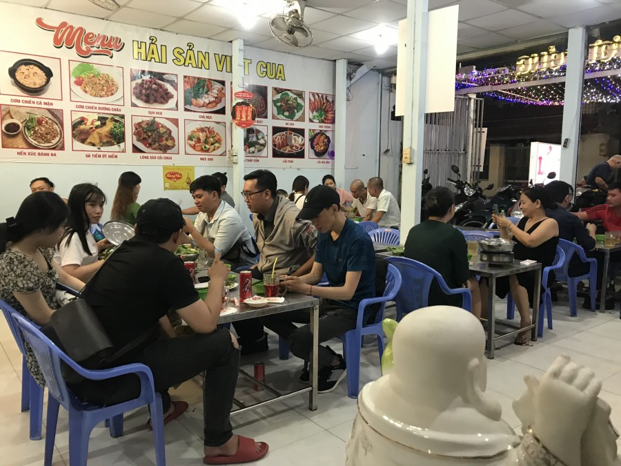 Cần sang quán lẩu cua đồng đang đông khách, Mt đường số 4, p.7, Gò Vấp