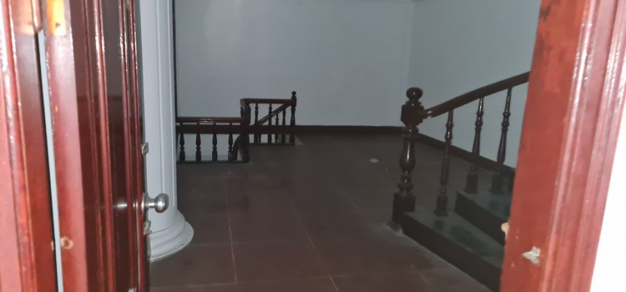 Chính chủ cho thuê nhà tại ngõ 80 Trần Duy Hưng, Cầu Giấy DT 70m2x6 tầng Giá 35 tr/th LH 0939595698