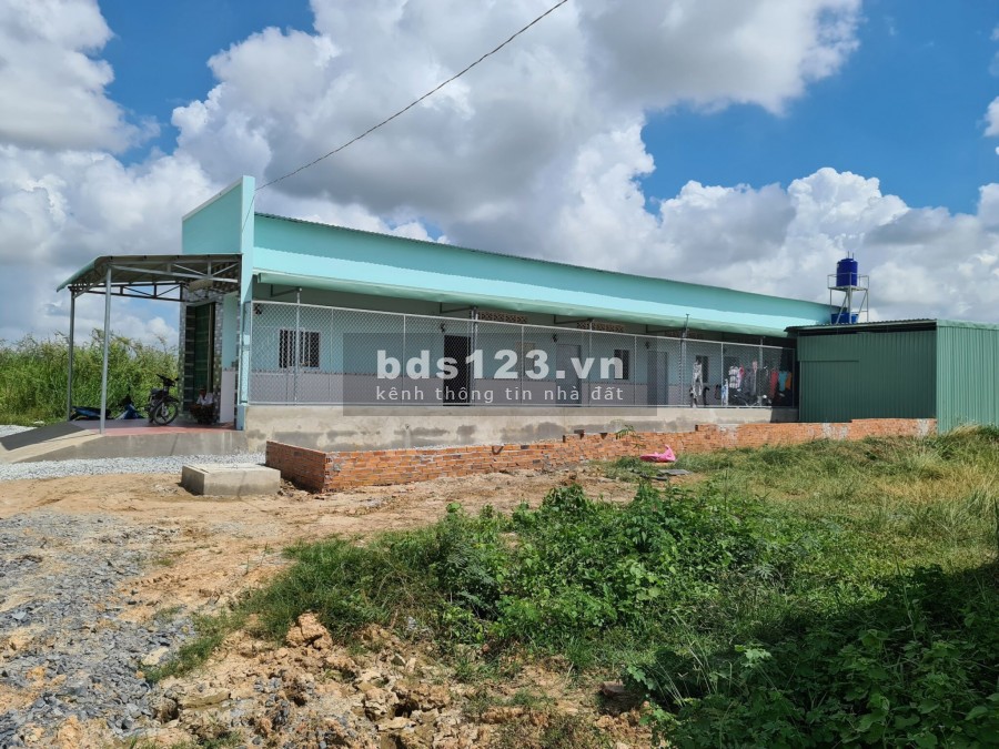 Dãy trọ 8P 125m2, nằm trong cụm kcn Hải Sơn, gần trường đại học Tân Tạo , giá 1 tỷ 750