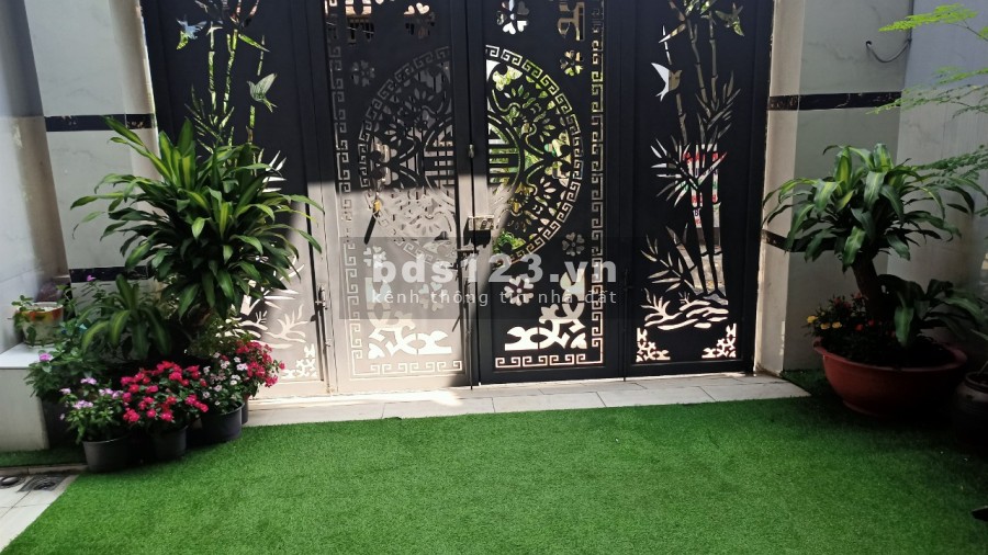 Bán nhà đường số 12 phường Hiệp Bình Chánh thành phố Thủ Đức diện tích 68m2 đường thông ô tô