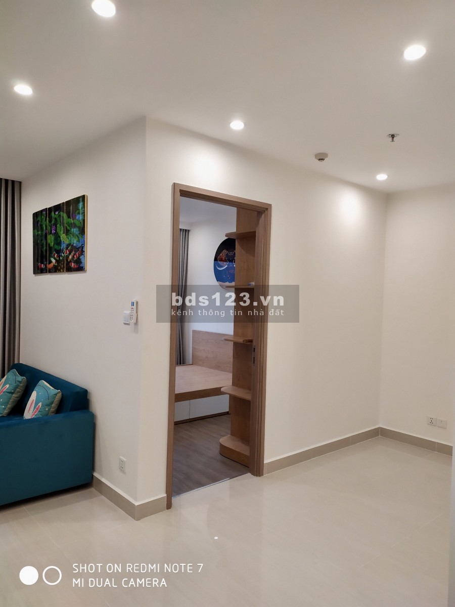 CHO THUÊ GẤP CĂN 1N FULL ĐỒ cb. GIÁ RẺ 6.5TR.VINHOMES SMART CITY