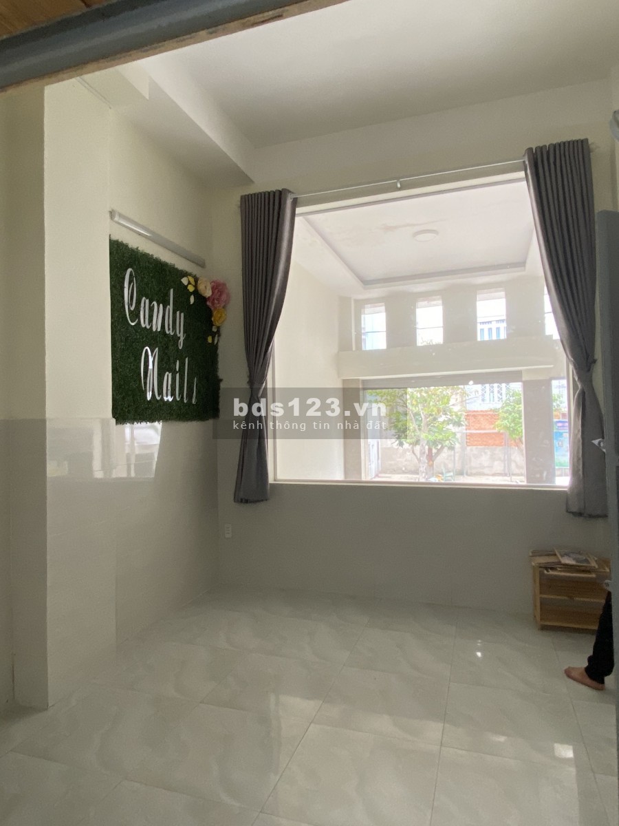 MẶT BẰNG, KIOT KNH DOANH làm NAIL rộng rãi, tiện nghi, có GÁC Ở LẠI, p15, TÂN BÌNH