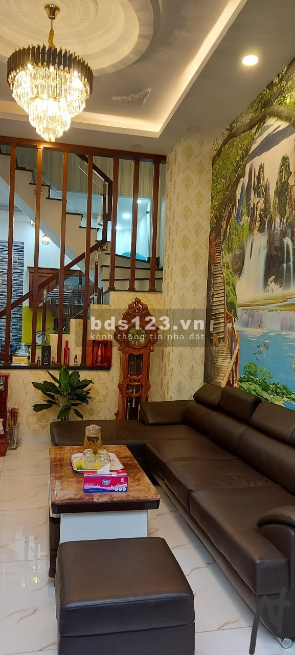 Bán nhà, 60m2, 1 trệt, 2 lầu, chỉ 4,45 tỷ. HXH Lê Văn Khương, phường Thới An, Quận 12.
