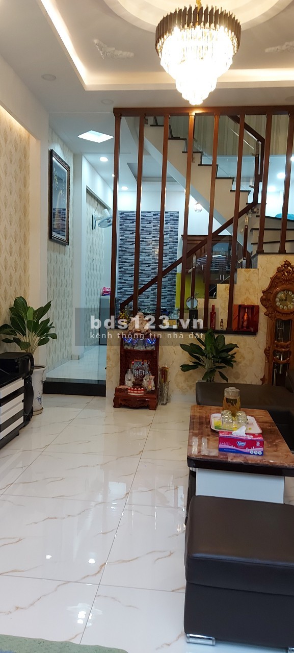 Bán nhà, 60m2, 1 trệt, 2 lầu, chỉ 4,45 tỷ. HXH Lê Văn Khương, phường Thới An, Quận 12.