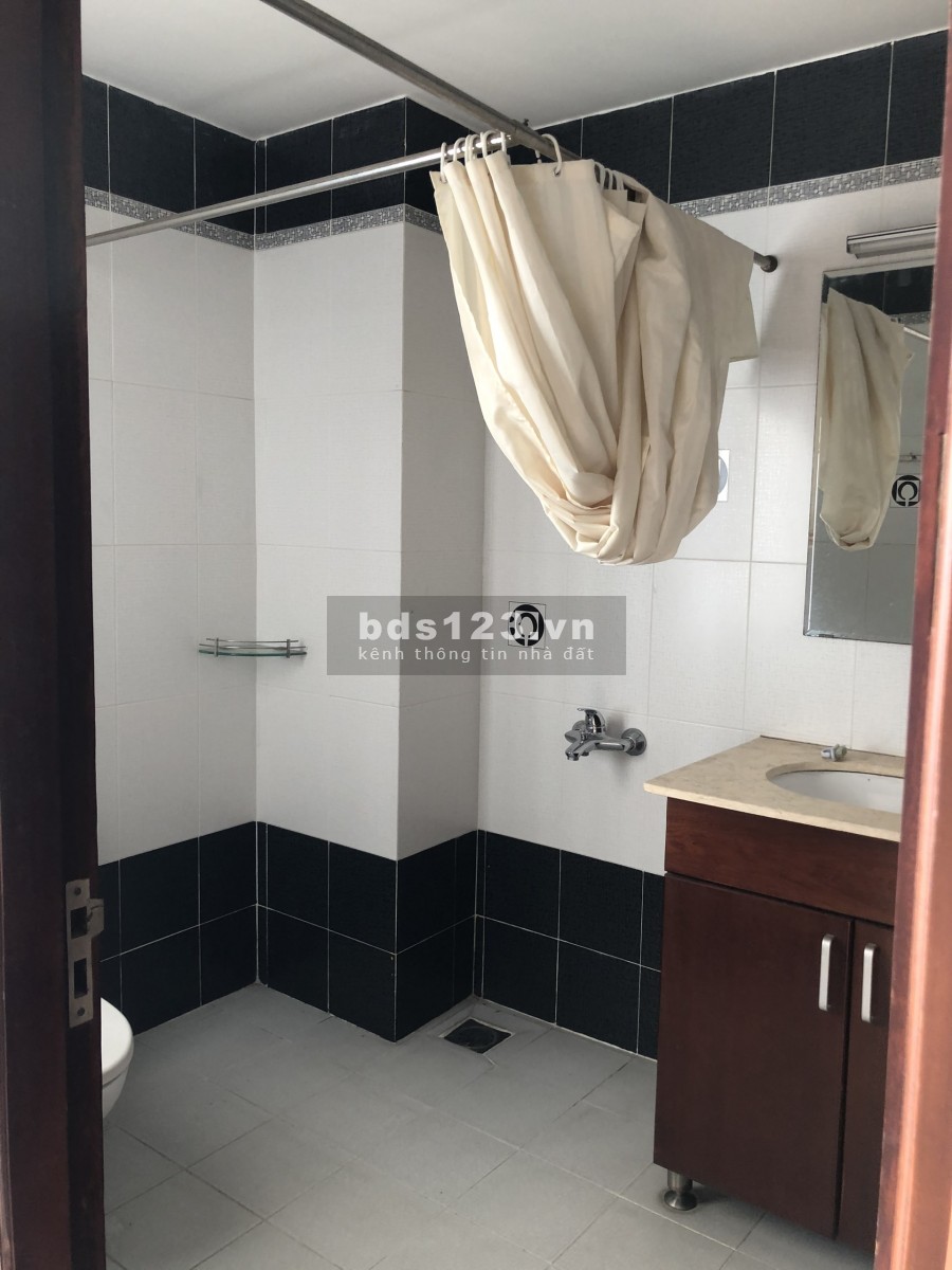 Nhà đẹp Thích Quảng Đức 4x22m 3 lầu 5 phòng Ở GĐ,l àm Vpcty, kinh doanh Online