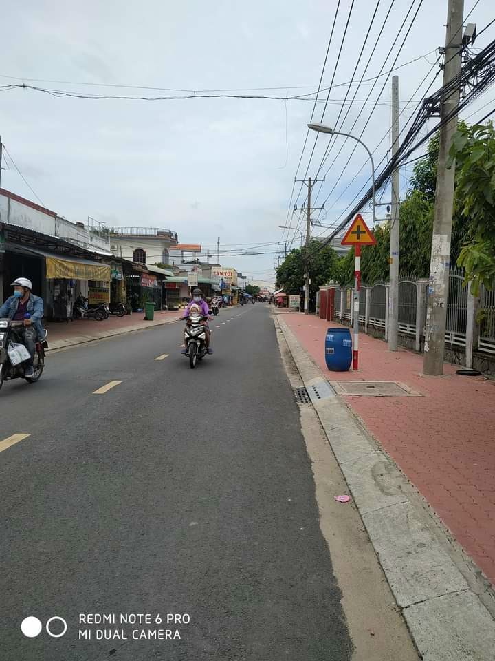 Bán gấp lô đất chính chủ đối diện trường học Củ Chi
