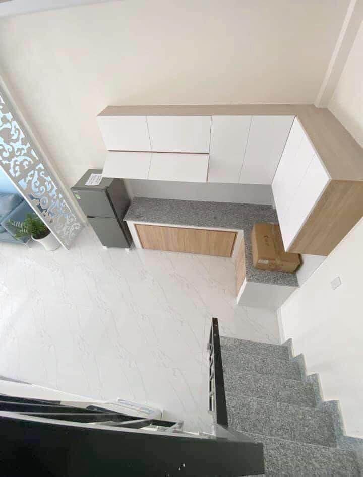 NHÀ BÁN GẤP Sư Vạn Hạnh Quận 10, 4 tầng, dt 25m2, giá 2.8 tỷ