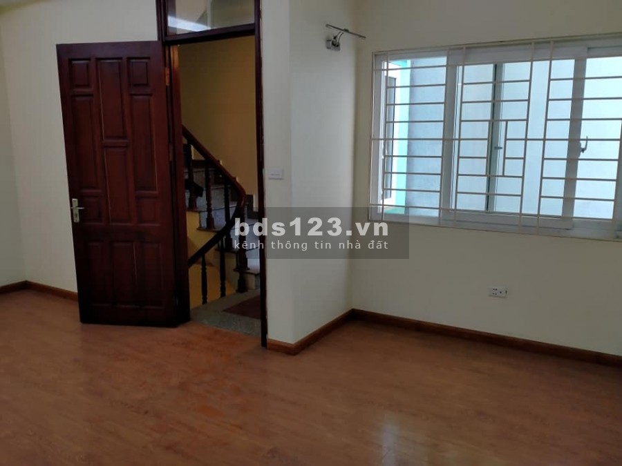 Bán nhà riêng 73 Nguyễn Lương Bằng 52M2 Xây 5 Tầng Đẹp. LH: 0846 282 986.