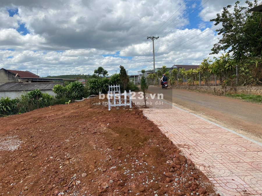 Cần bán lại miếng đất thổ cư để dành nghĩ dưỡng gần đường lý thường kiệt bảo lộc 0379893779