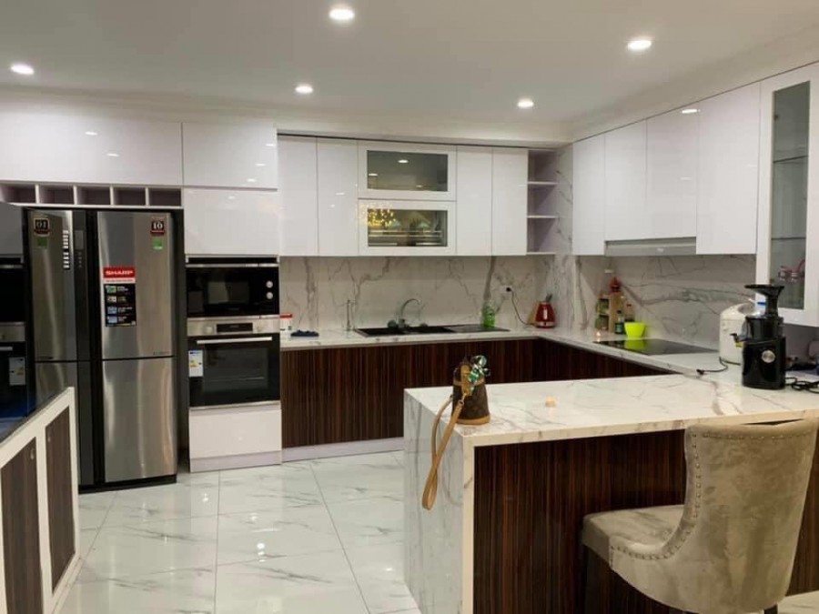 Phố Giang Văn Minh (Kim Mã –Ba Đình) 94m giá 16.5 tỷ