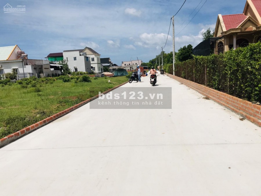 Bán nhanh 3 lô liền kề nhau DT 221m2 (11X20) cách biển chỉ 1,3km Giá chính chủ chỉ 3,39 tỷ/lô