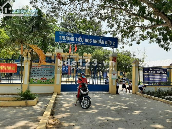 TÔI CẦN BÁN LÔ ĐẤT MẶT TIỀN ĐƯỜNG BÀ THIÊN, THỔ CƯ 25M, GẦN KCN