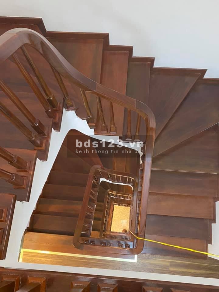 NHỈNH 5 TỶ NHÀ MỚI TRUNG TÂM MỸ ĐÌNH Ô TÔ VÀO NHÀ. LH: 0961139798