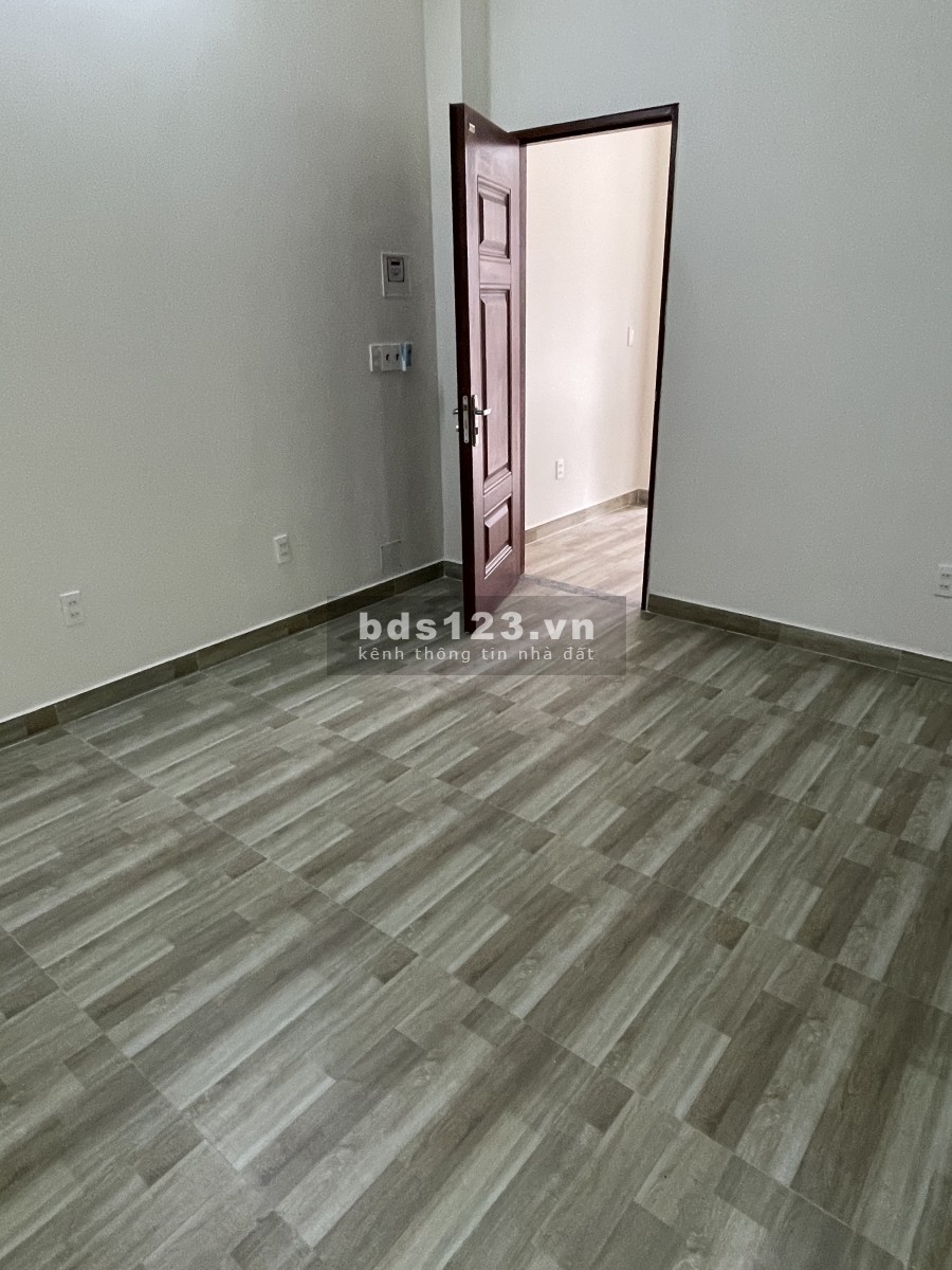 Phòng Căn Hộ Dịch Vụ 25m2 giá rẻ 2 triệu 900 ngàn