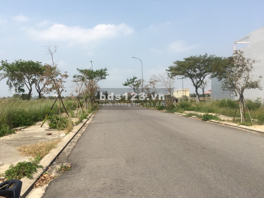 Bán lô đất 144m2- khu đô thị FPT Đà Nẵng.