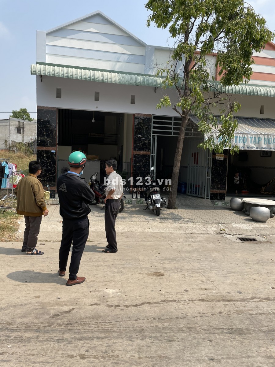 Gia đình cần tiền trả nợ cần bán căn nhà gác lửng và 5 phòng trọ tại mỹ phước3