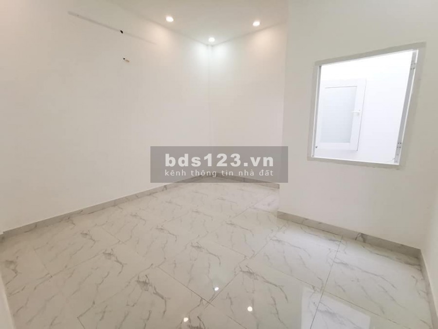 Hàng hiếm hẻm 4 mét Phạm Văn Hai P4 TB - Bán nhà 44m2 chỉ 5 tỷ