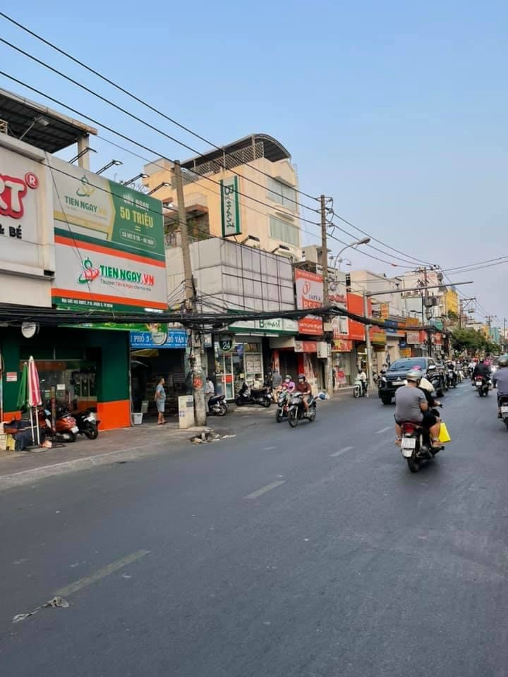 LÔ GÓC 2 MT TIỆN KINH DOANH CMT8 ĐỐI DIỆN CHỢ HOÀ HƯNG. GIÁ 16 tỷ 5