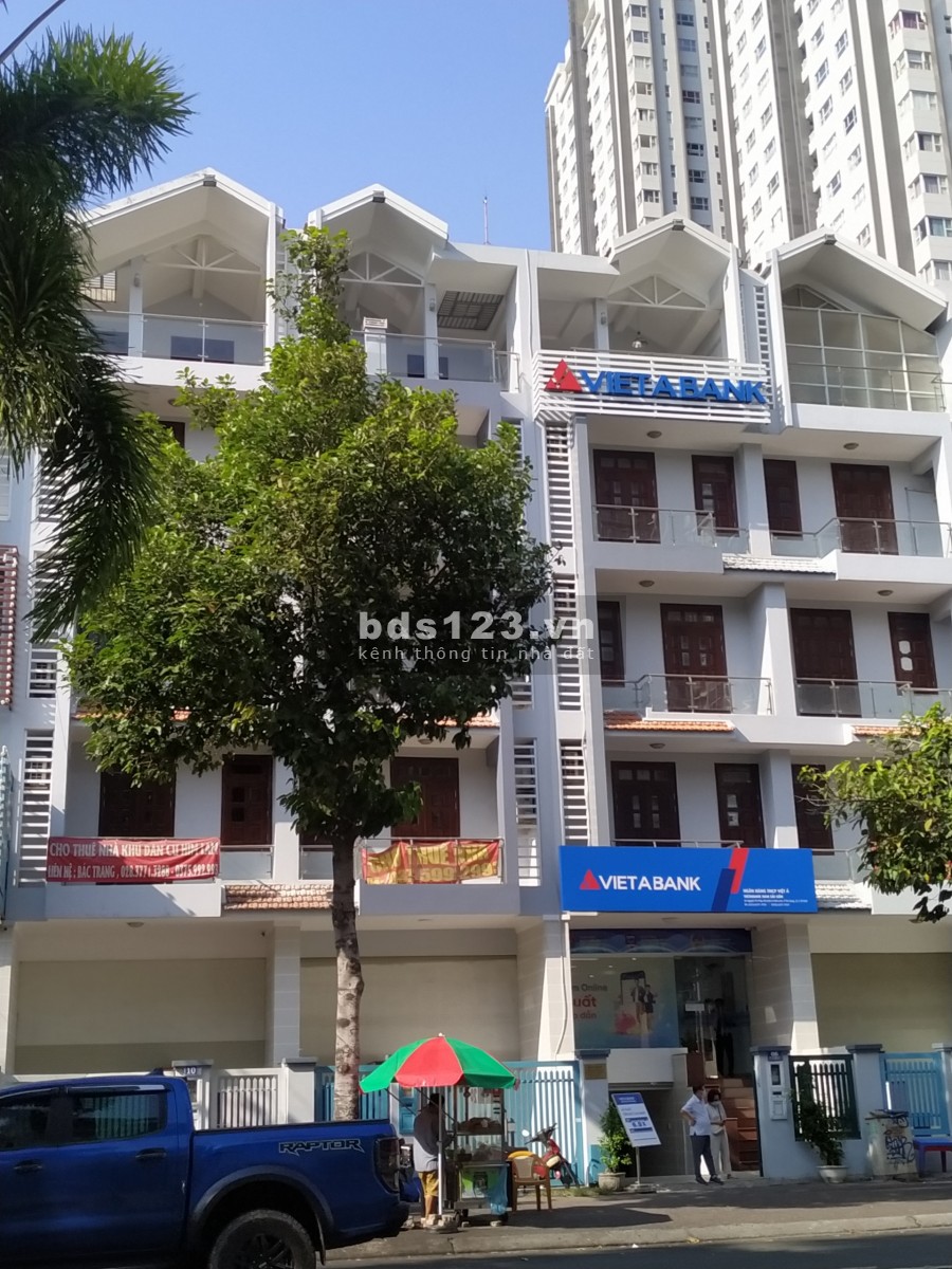 Một vị trí tốt để kinh doanh hoặc làm văn phòng và