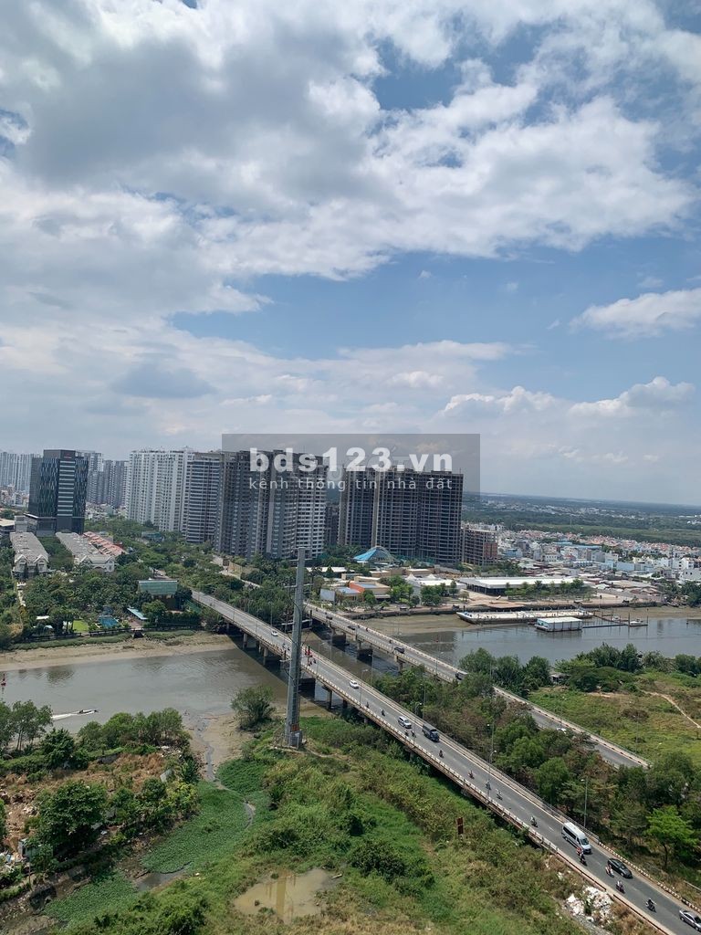 Chính chủ cần bán căn 3PN 96m2 3ty6 thương lượng