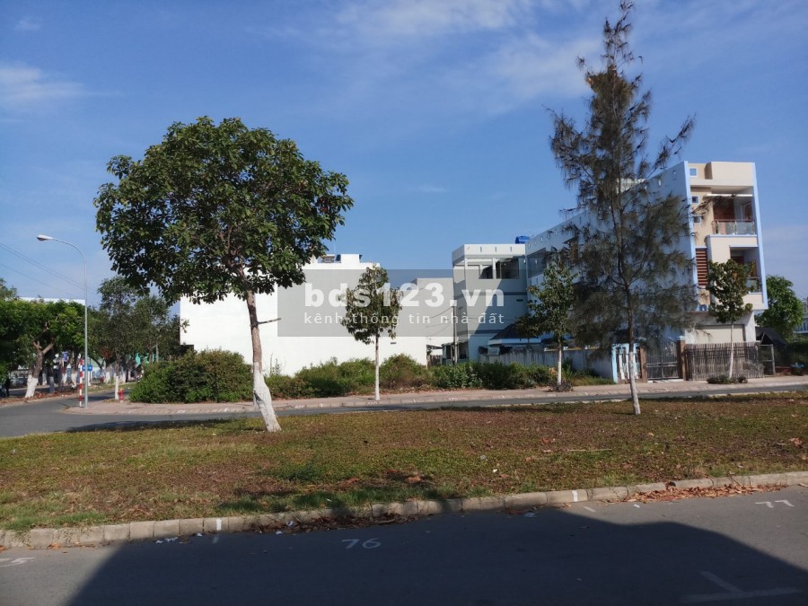 Bán đất xây kho - nhà trọ, sổ riêng, gần KCN Pouyuen 2, 15 triệu/m2