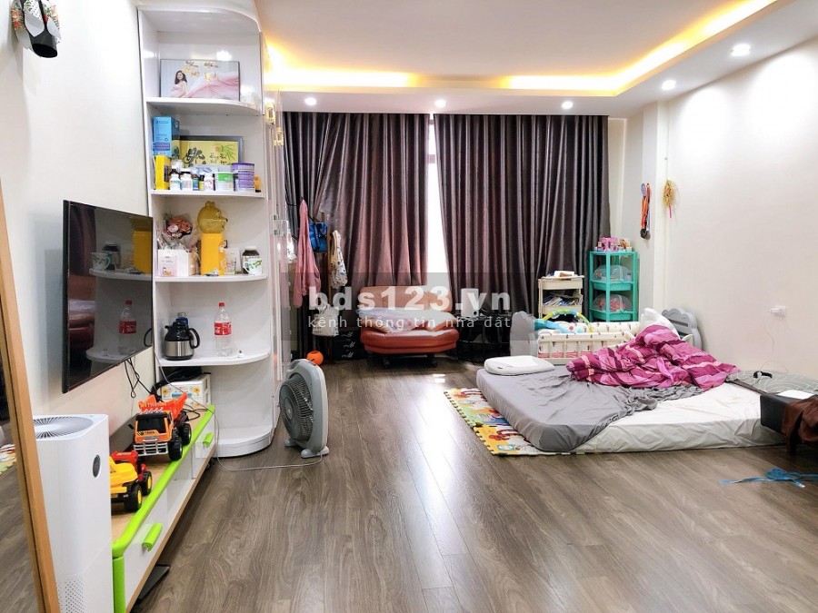 Bán nhà Đỗ Quang, Cầu Giấy. Phân lô, vỉa hè, ô tô, KD. 55m2 5T nhỉnh 13 tỷ